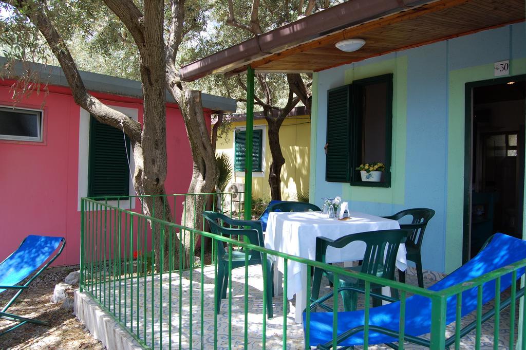 Marina del Cantone Chalet Nerano Habitación foto